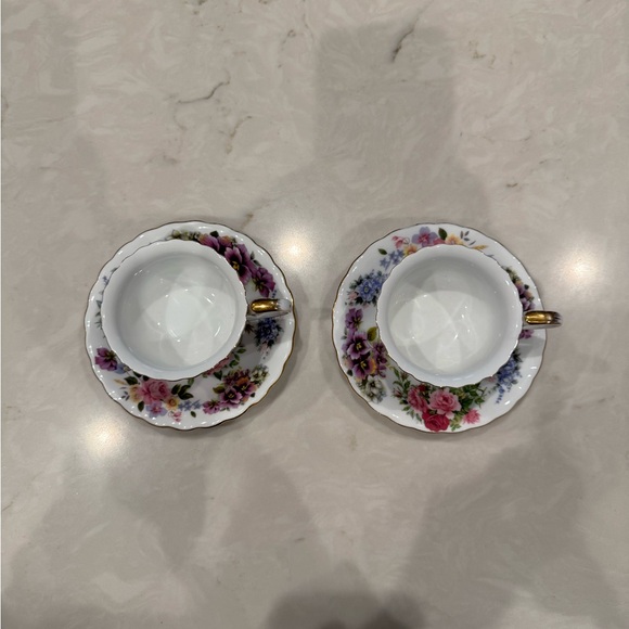Vintage Royal Cotswolds Porcelain Tea Cup and Saucer Set of 2 - Picture 3 of 6